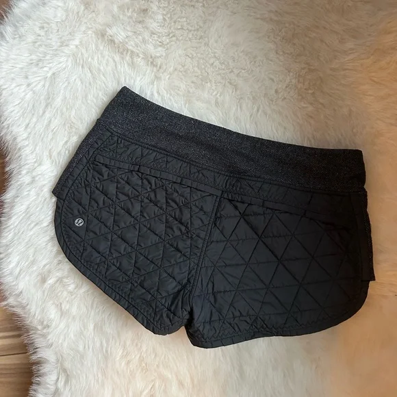 Women's Lululemon Black Quilted Shorts - Picture 2 of 3